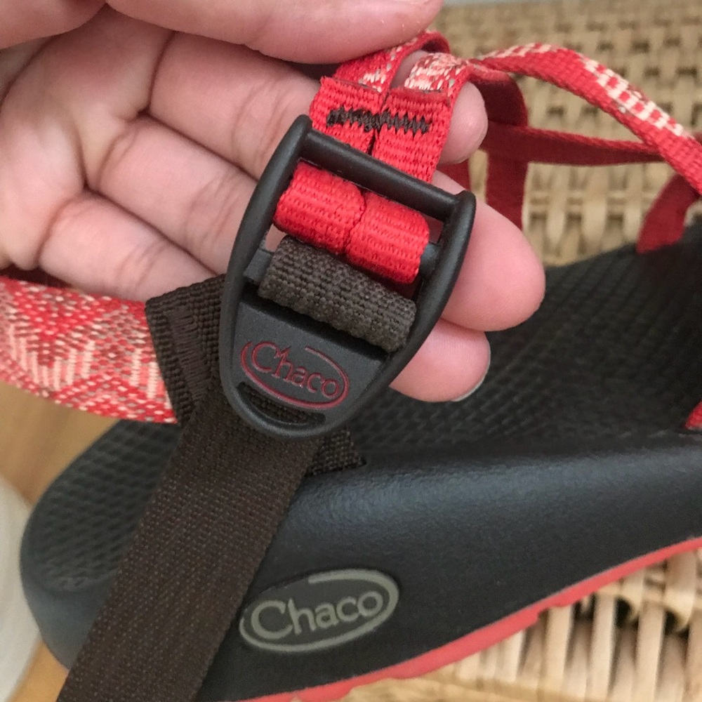 Chaco Bright Red And Brown Tribal Summer Sandals 7 - Picture 7 of 7